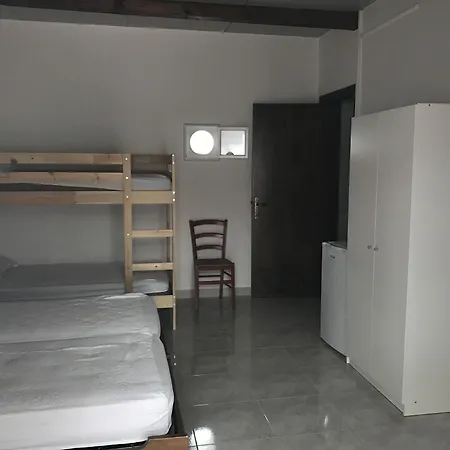 Eden Park Ξενοδοχείο 3*