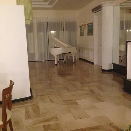 Eden Park Lido Silvana