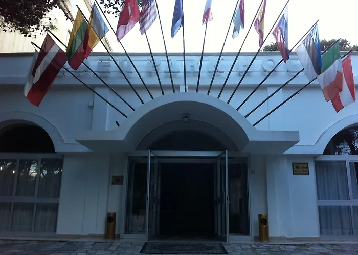 מלון Eden Park Lido Silvana